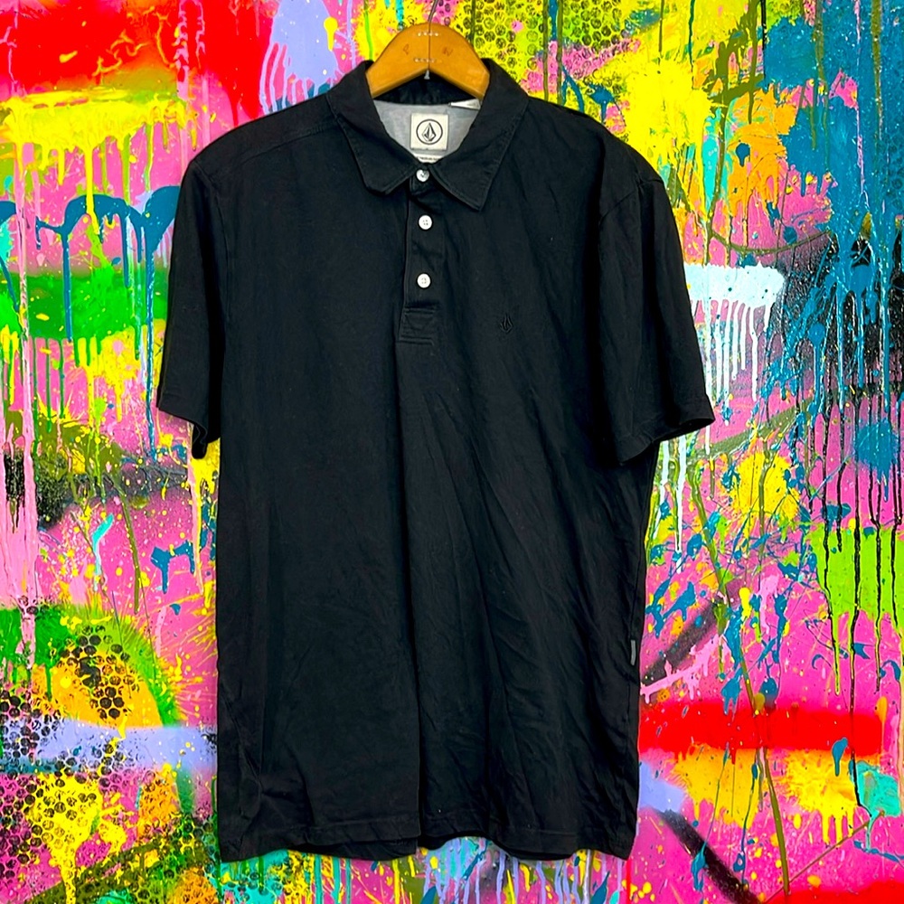 Volcom 3 button Men’s medium Polo Black